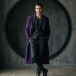 Result 1 for Regal Dapper AI Photo Editing Prompt