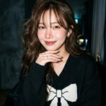 Result 1 for Korean Style Selfie AI Photo Editing Prompt